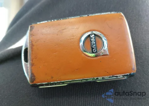 2016 Volvo Xc90 T6 Inscription z USA, uszkodzony, nr VIN YV4A22PL6G1041969